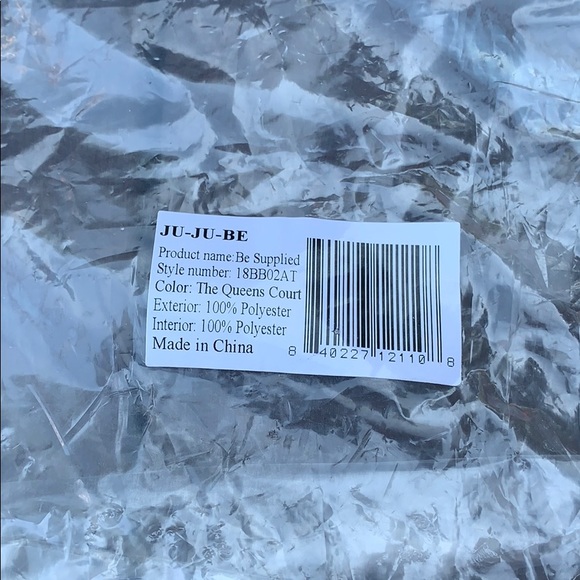 Jujube Queen’s Court Be Supplied breast pump tote - Picture 7 of 15